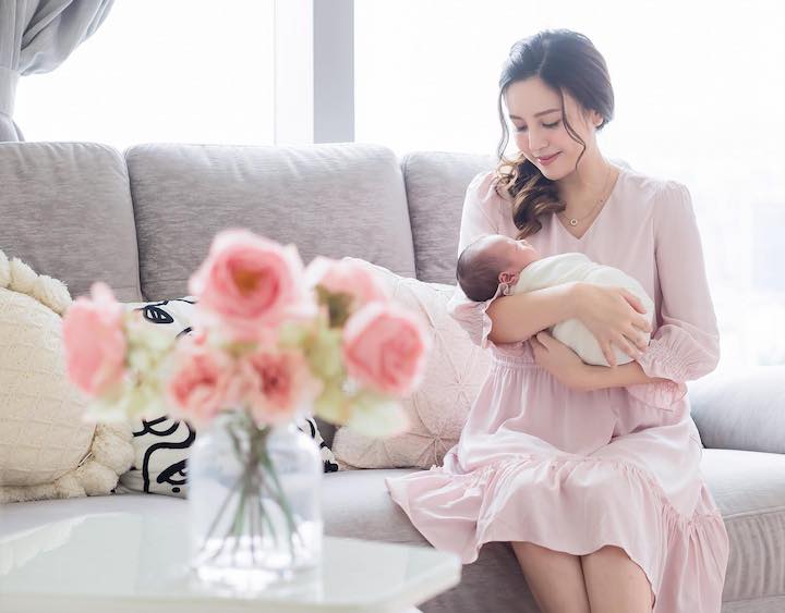 newborn and maternity photography by the heavens love hong kong